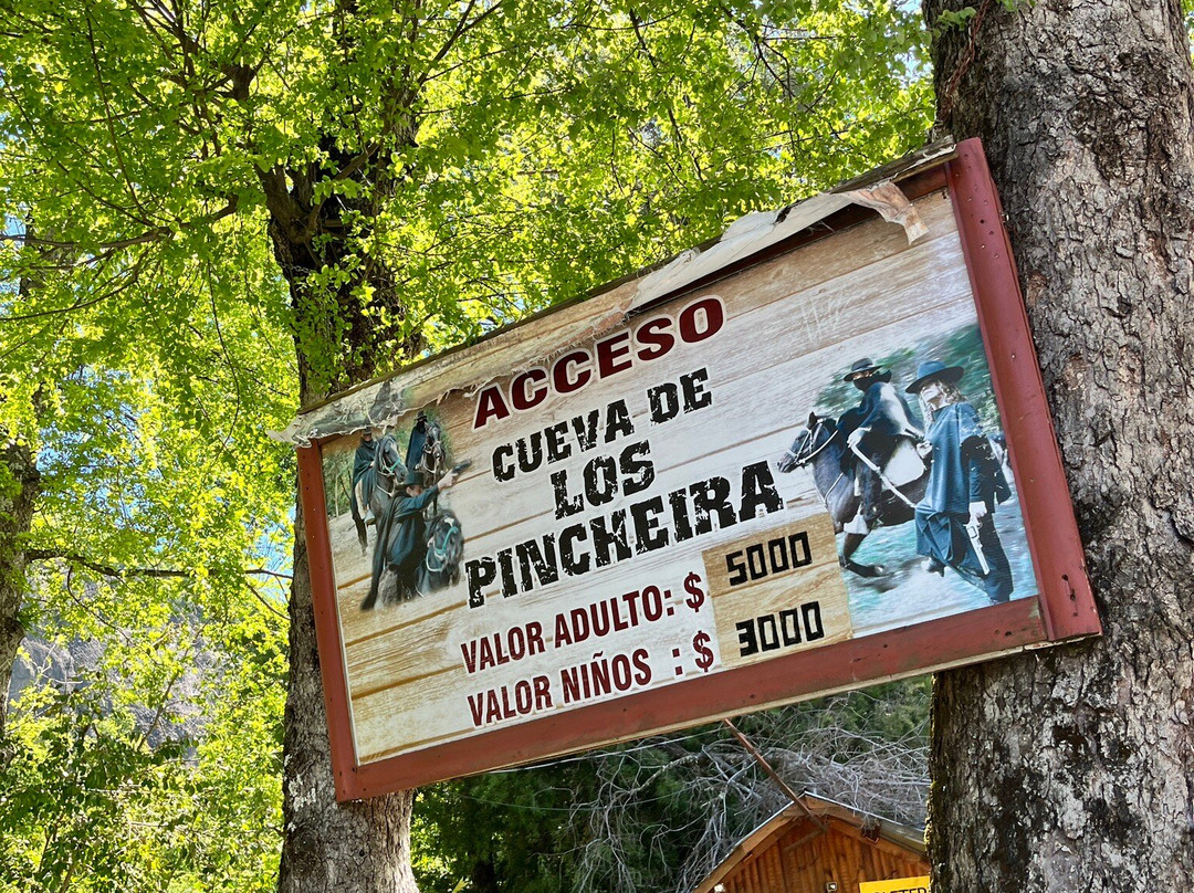 Cueva de Los Pincheira-Pinto必去景点