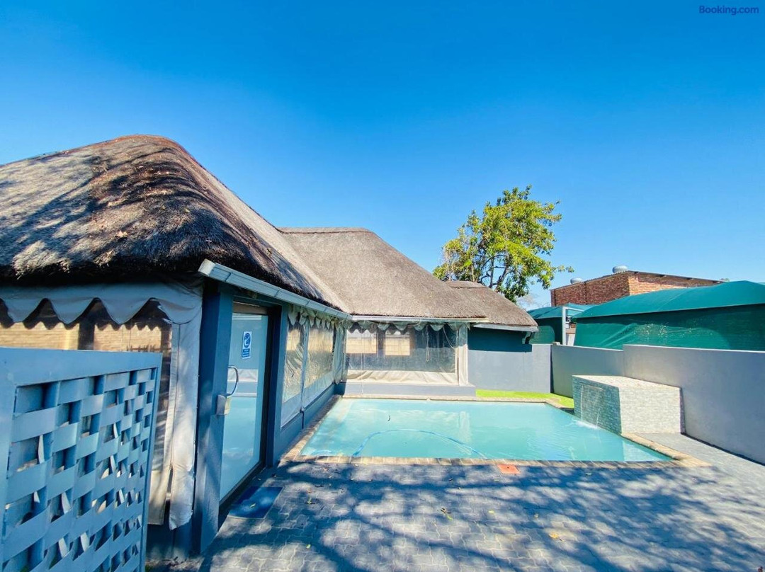 President Guest Lodge