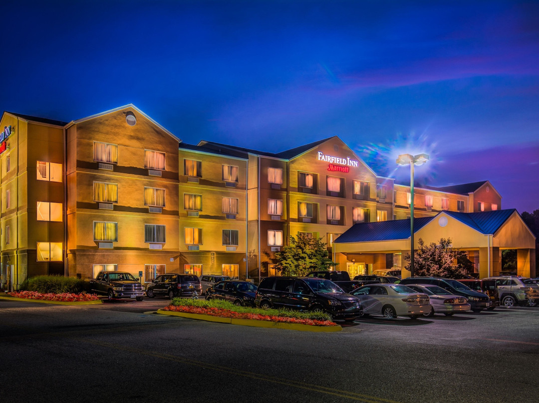 里士满切斯特费尔菲尔德客栈主图