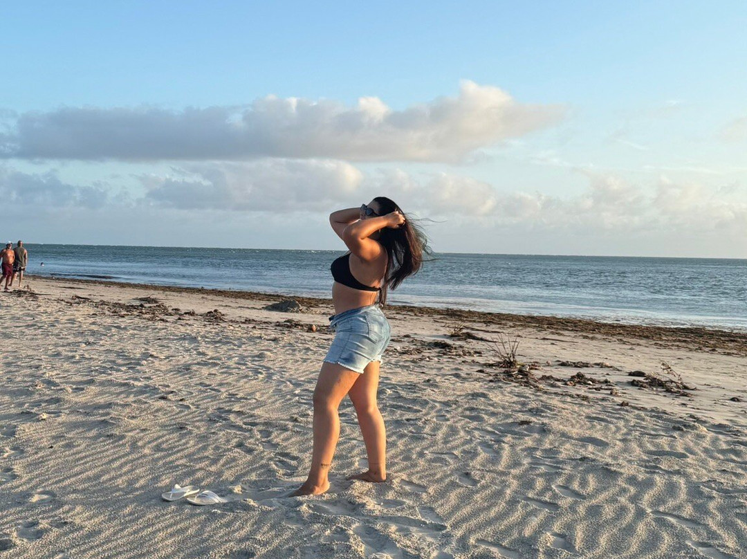 Praia de Cacha Pregos景点图片
