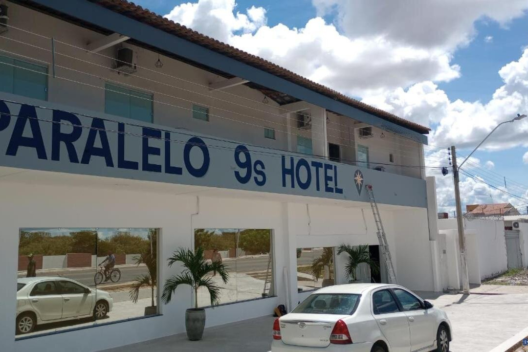 Paralelo 9s Hotel
