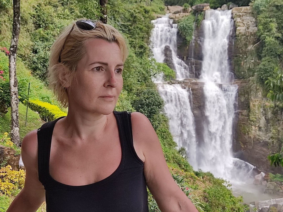 Guide in Sri Lanka Rathu & Olga Tours景点图片