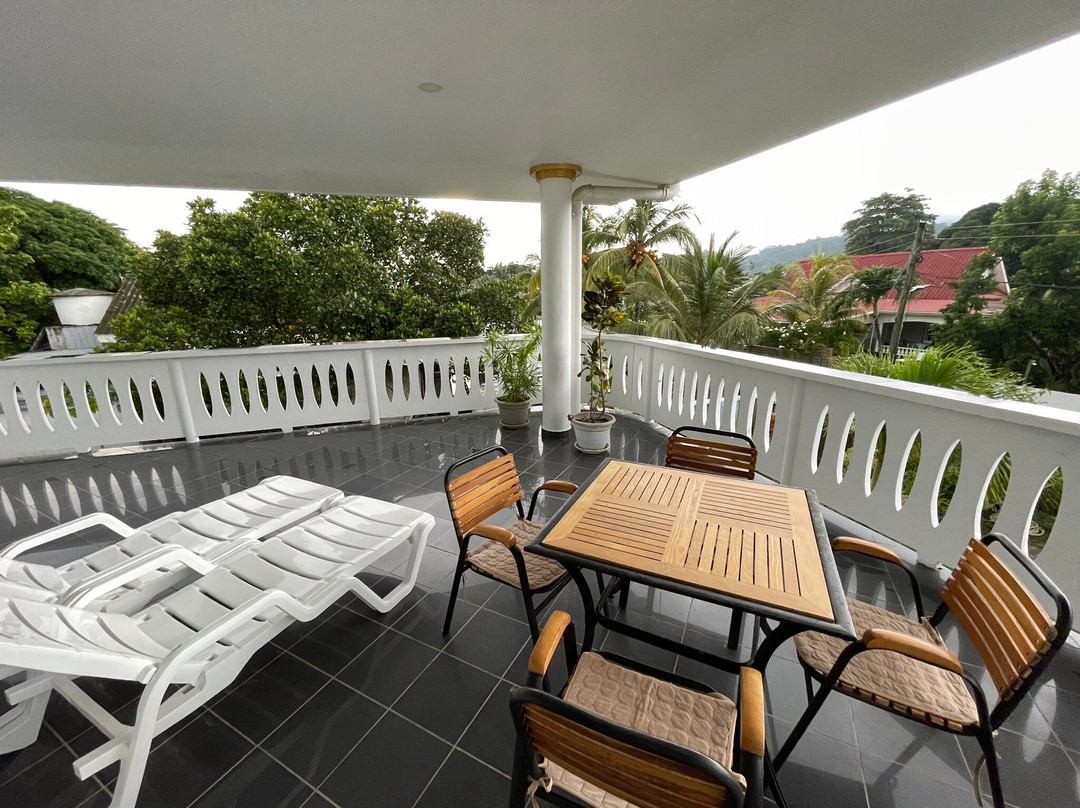 340 Degrees Mountain View Apartments主图