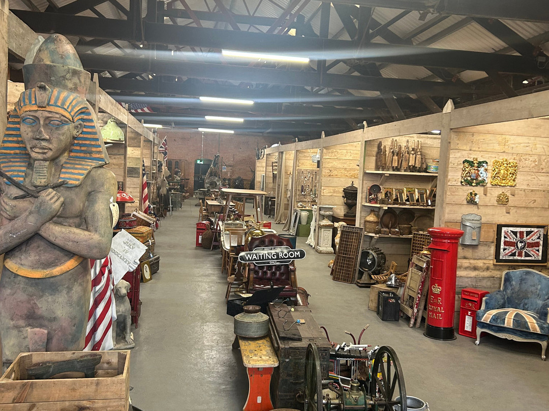 Quirky Duck Antique And Interiors Centre景点图片