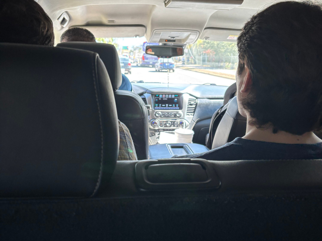 Vallarta Transportation Services景点图片