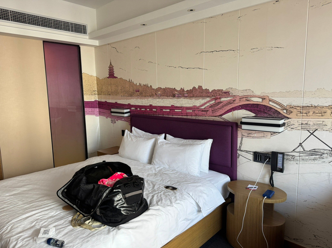 杭州滨江希尔顿欢朋酒店主图