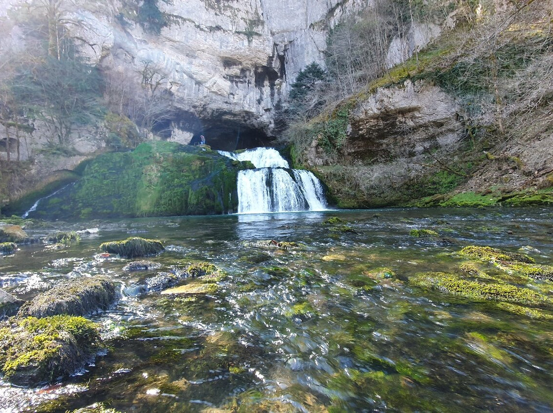 Source du Lison-Nans-sous-Sainte-Anne必去景点