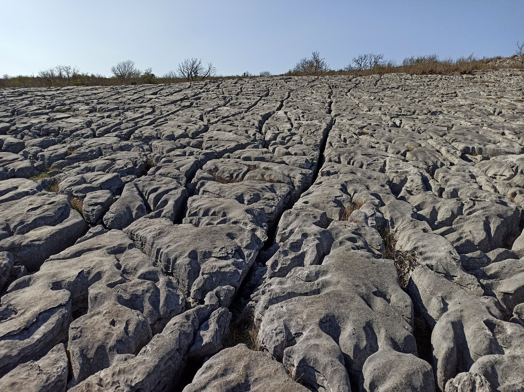 Lough Avalla Farm Looped Walk-Burren National Park必去景点
