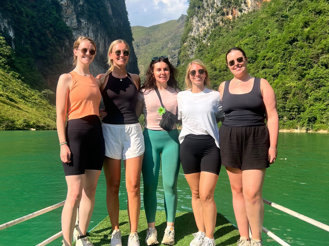 Tour Ha Giang Loop