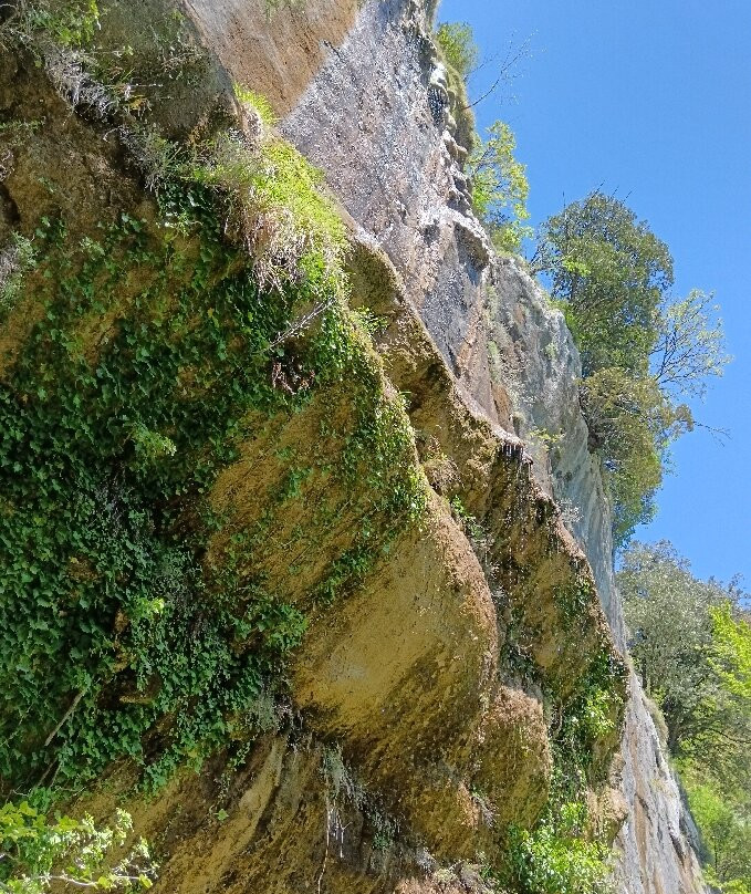 Grotta all'Onda-Casoli必去景点
