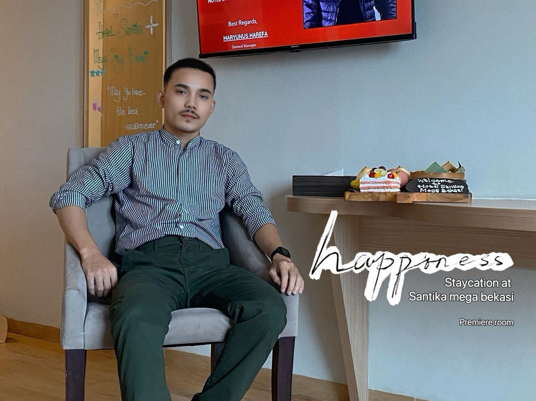 Hotel Santika Mega City Bekasi主图