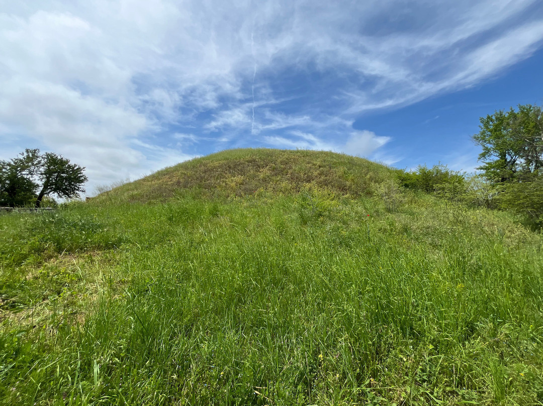 Thracian Dome Tomb-帕莫瑞必去景点