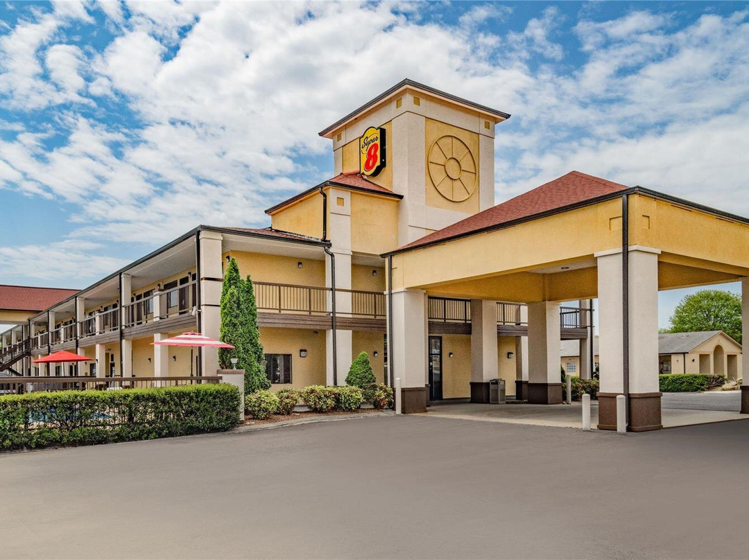 Super 8 by Wyndham Columbia