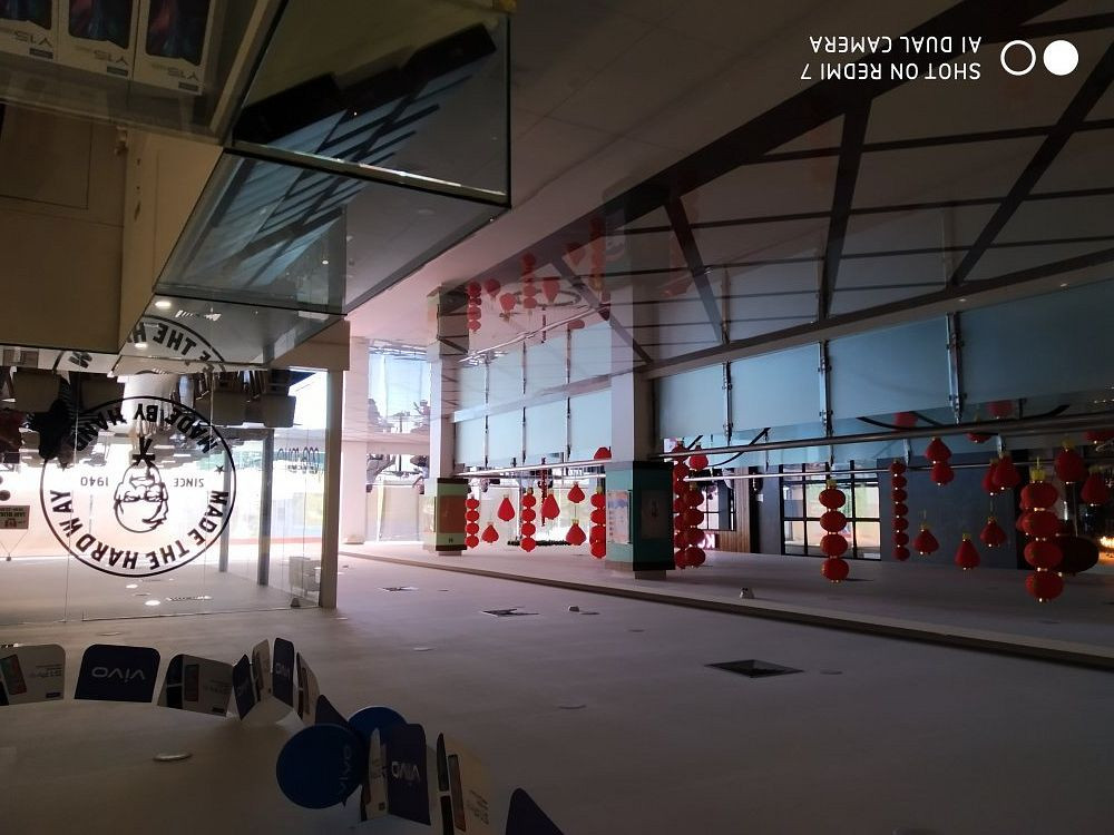 Hadi Supermarket & Dept Store-Biak必去景点