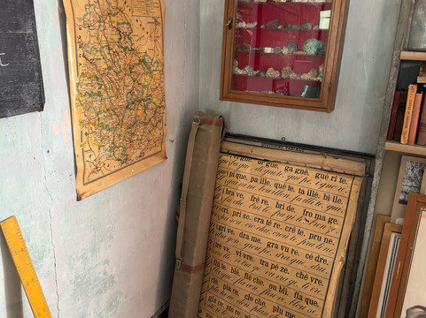 Ancienne École-Musée-Chaudenay-le-Chateau必去景点