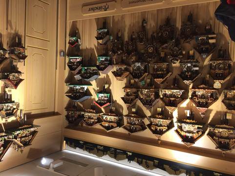 Casagrande Souvenirs and Watches-卢塞恩必去景点