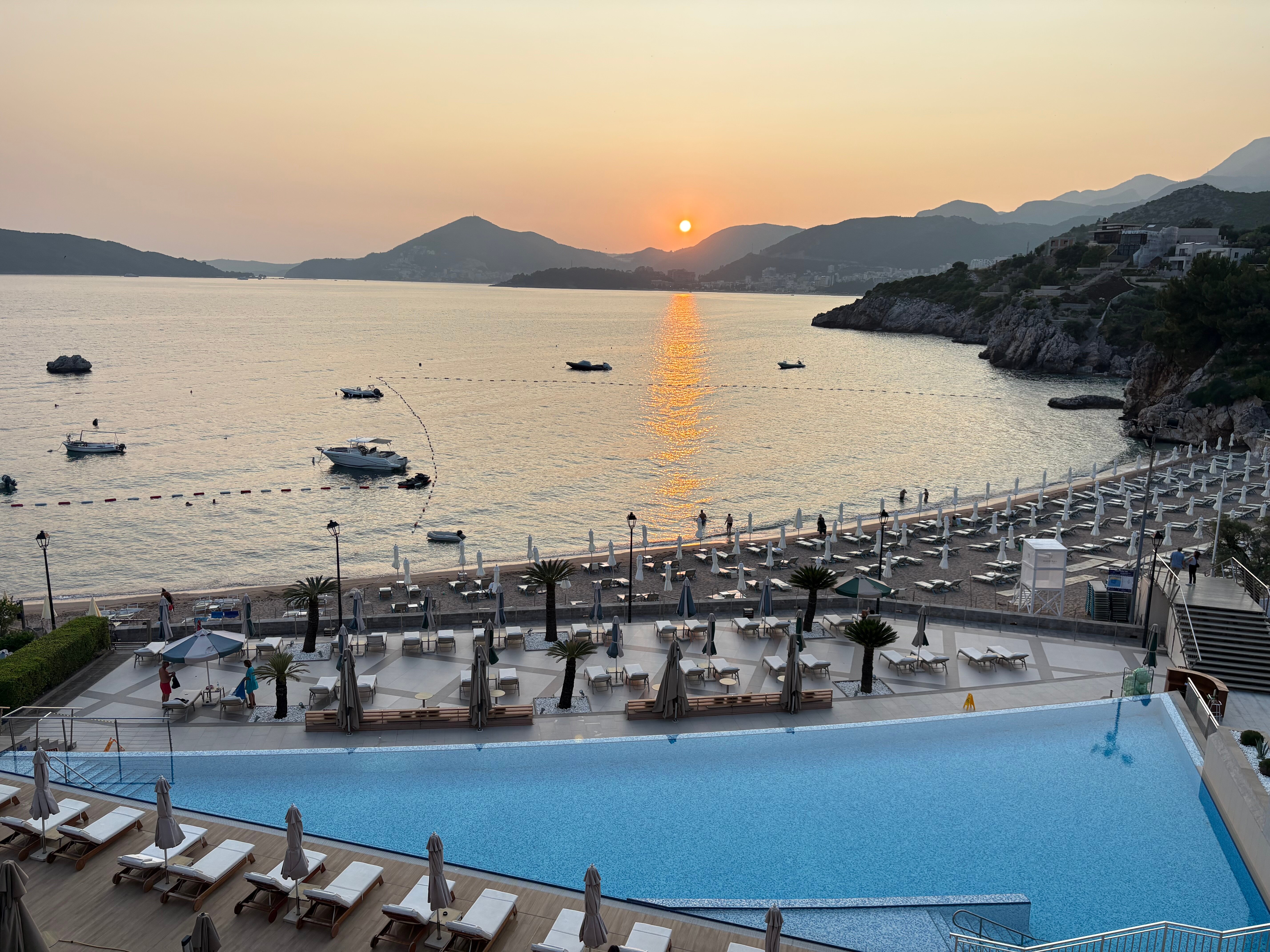 Maestral Resort & Casino-官方