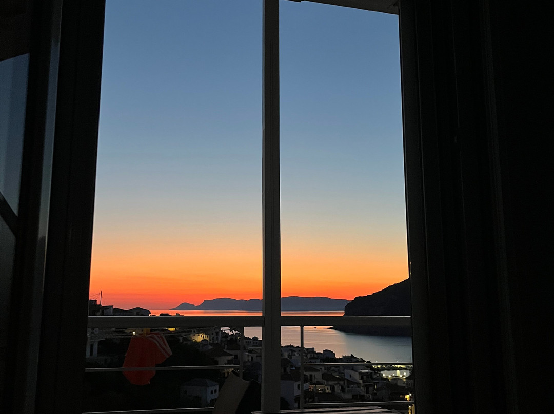 Thea Home Hotel By Booking Kottas主图