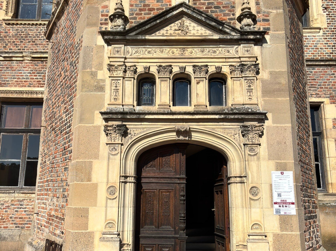 Chateau de Lapalisse-Lapalisse必去景点