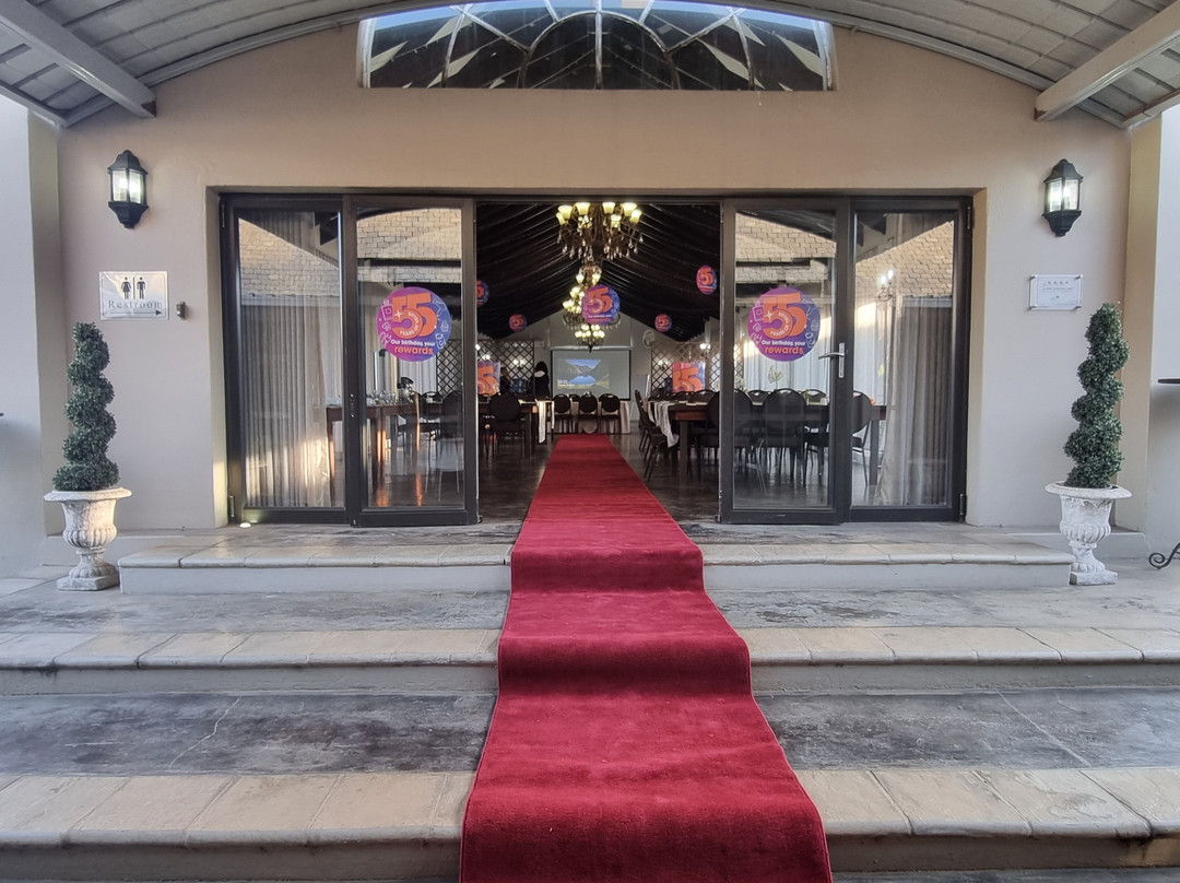 Scott's Manor Guesthouse and Conference Centre主图