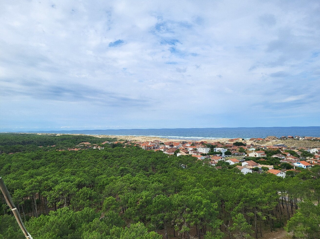 Phare de Contis-Saint-Julien-en-Born必去景点