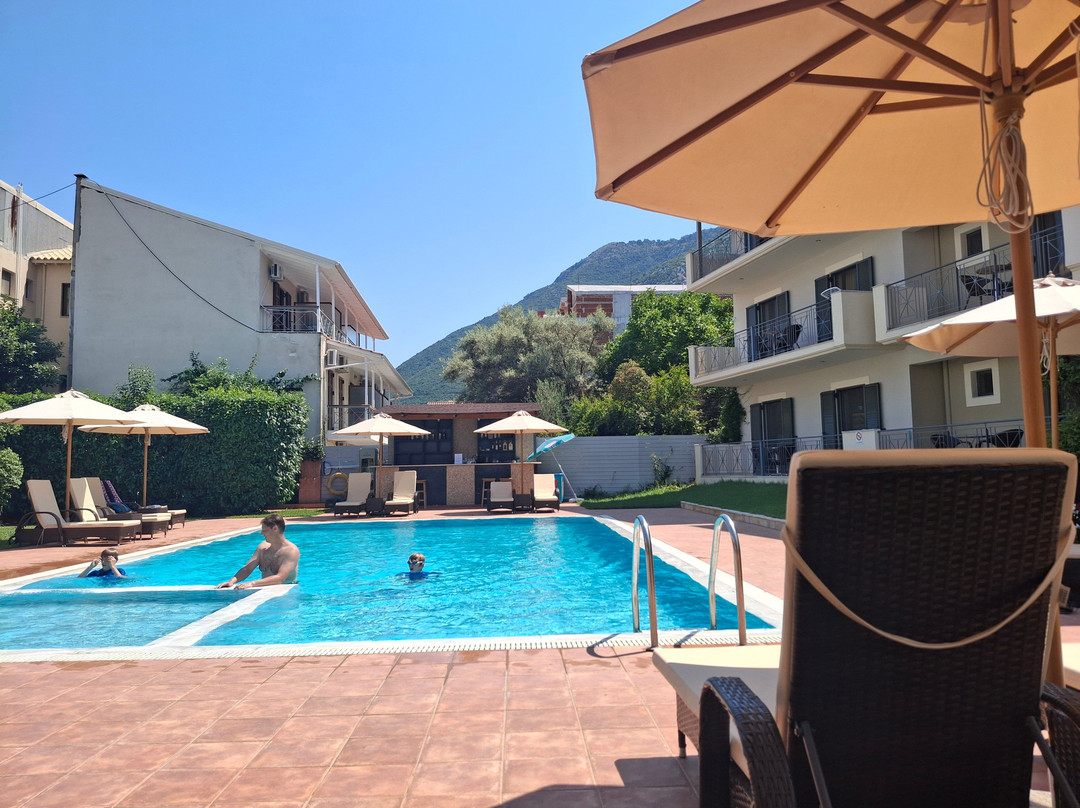 埃里纳酒店主图