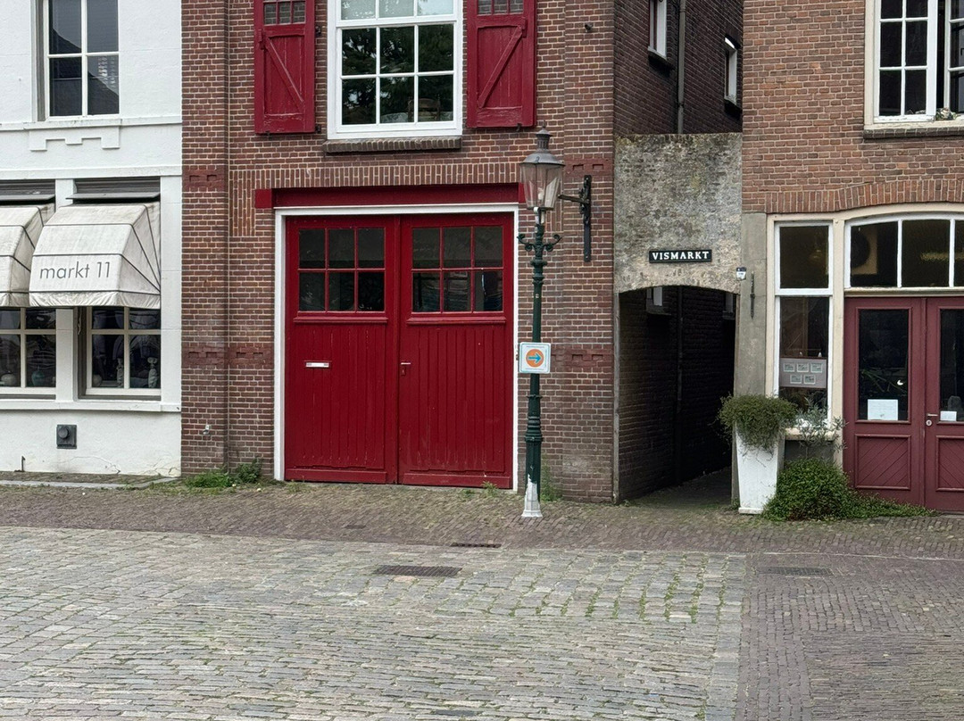 Visbank en Vismarkt te Heusden-Heusden必去景点