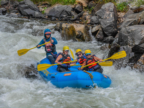 Clear Creek Rafting Company-Idaho Springs必去景点