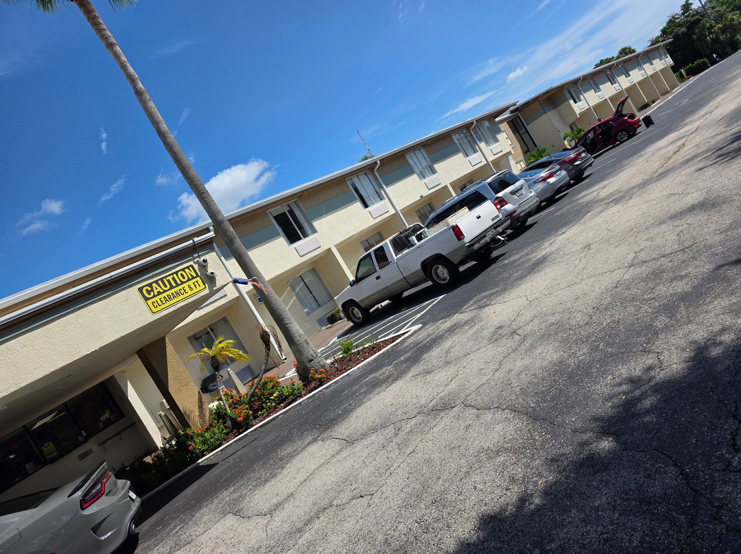 Super 8 By Wyndham Melbourne主图