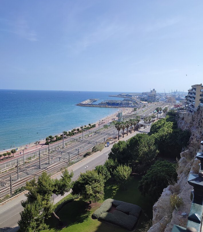 Mediterranean Balcony-塔拉戈纳必去景点