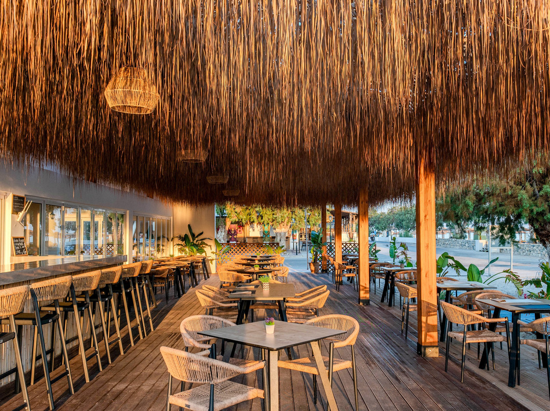 Seaside Marmari主图