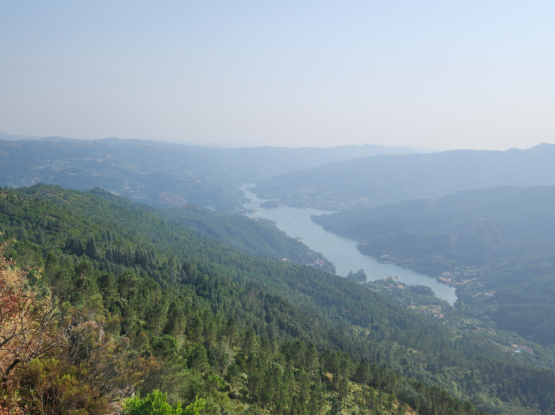 Geres Equi'Desafios-Campo de Geres必去景点