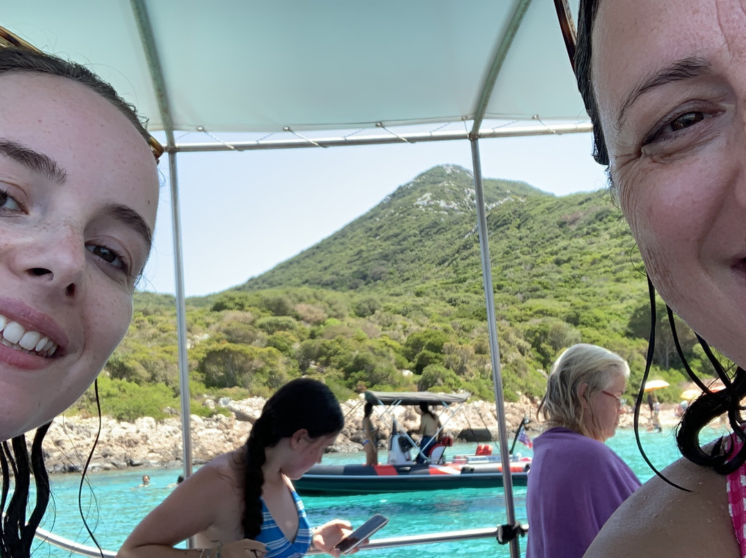 Tasos Boat Cruises Finikounda-Finikounda必去景点