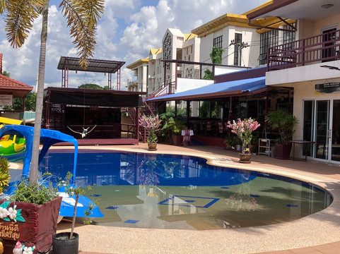 Baan Sabaijai Resort