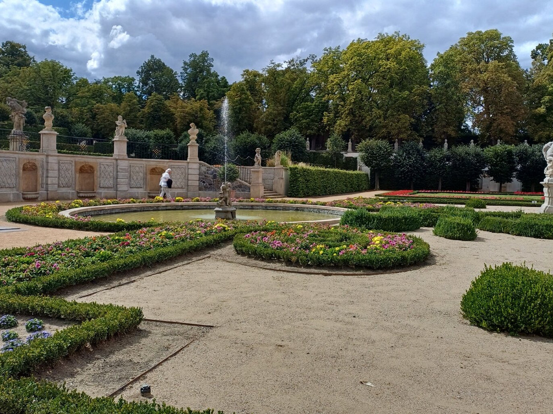 Chateau Dobris主图