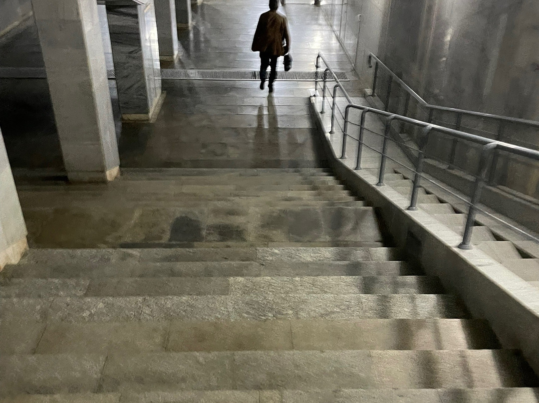 Samarkand Train Station-撒马尔罕必去景点