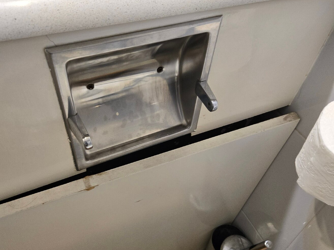 皮亚琴莎IDEA酒店集团主图