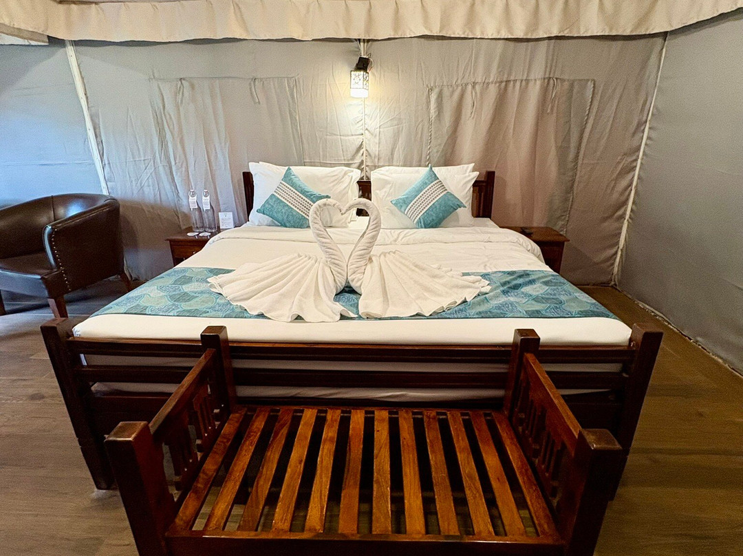 新纪元公园酒店主图