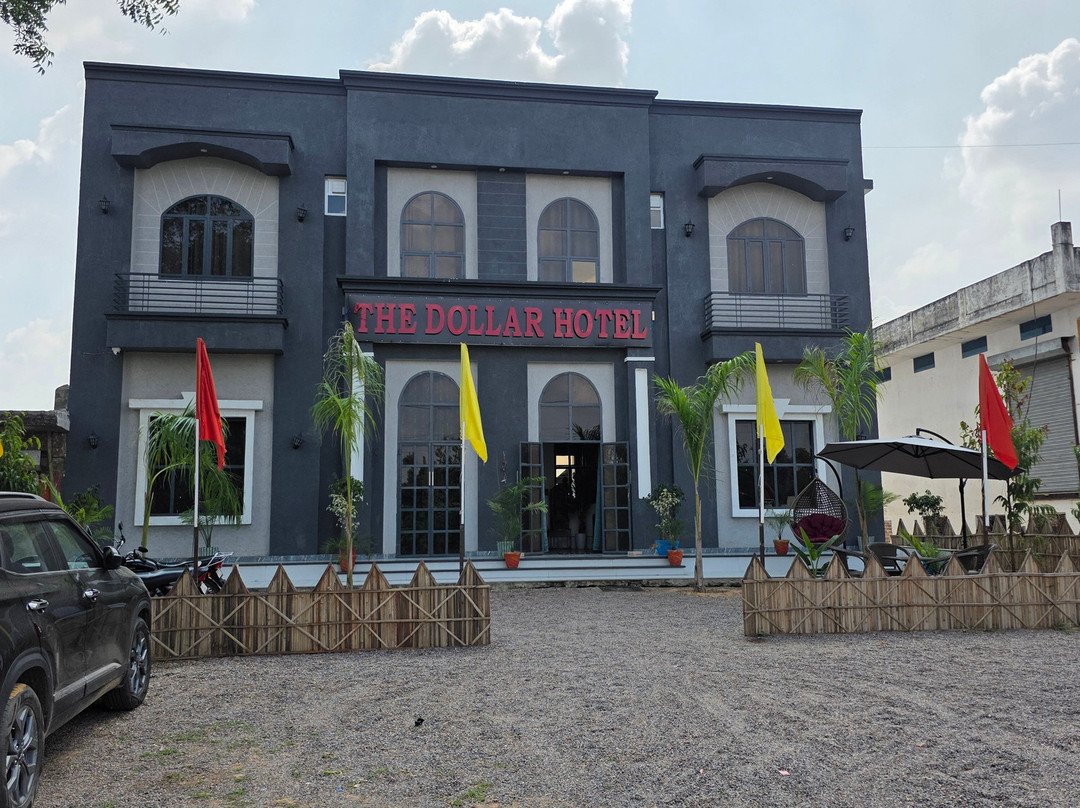 The Dollar Hotel & Resort