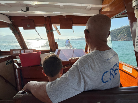 Island Junks-香港必去景点