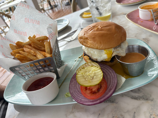 Dear Olivia Bar & Kitchen