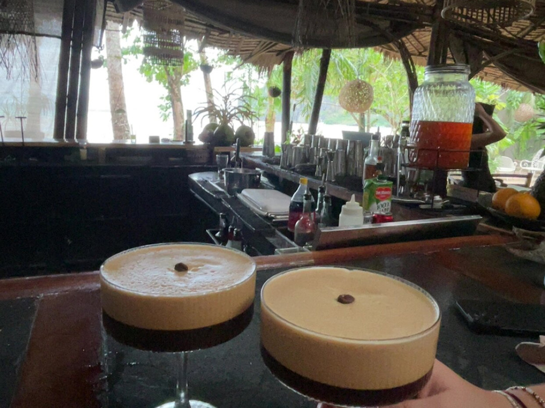 La Plage Sunset Restaurant & Bar-爱妮岛必去景点