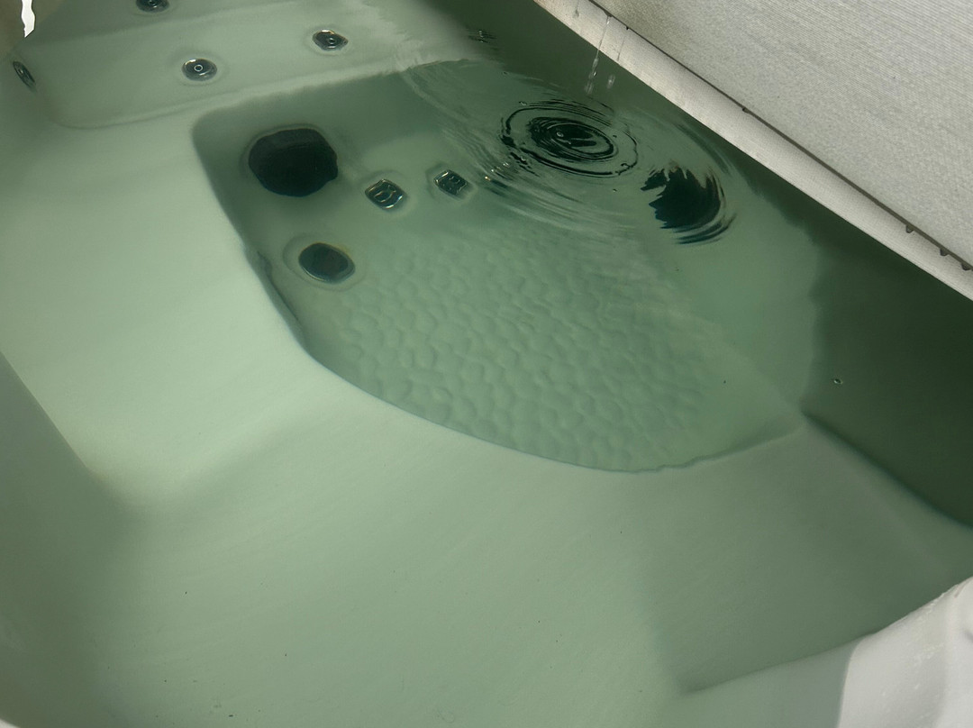 The Grey Gull Hotel主图