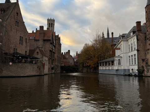 NaParis-巴黎必去景点