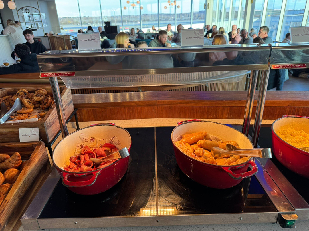 Plaza Premium Lounge Edinburgh (Departure Hall)-爱丁堡必去景点