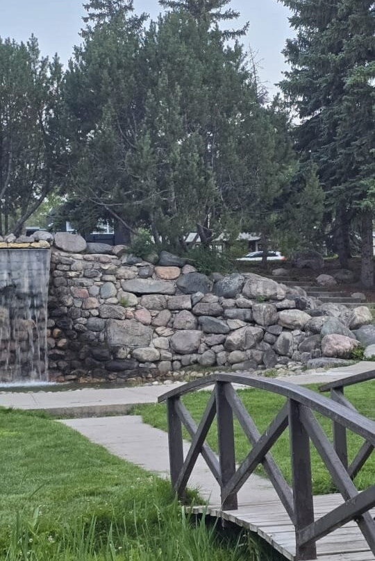 Kiwanis Waterfall Park-里贾纳必去景点