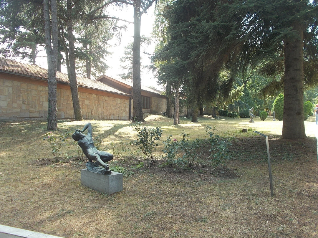 Josip Broz Tito Mausoleum-贝尔格莱德必去景点