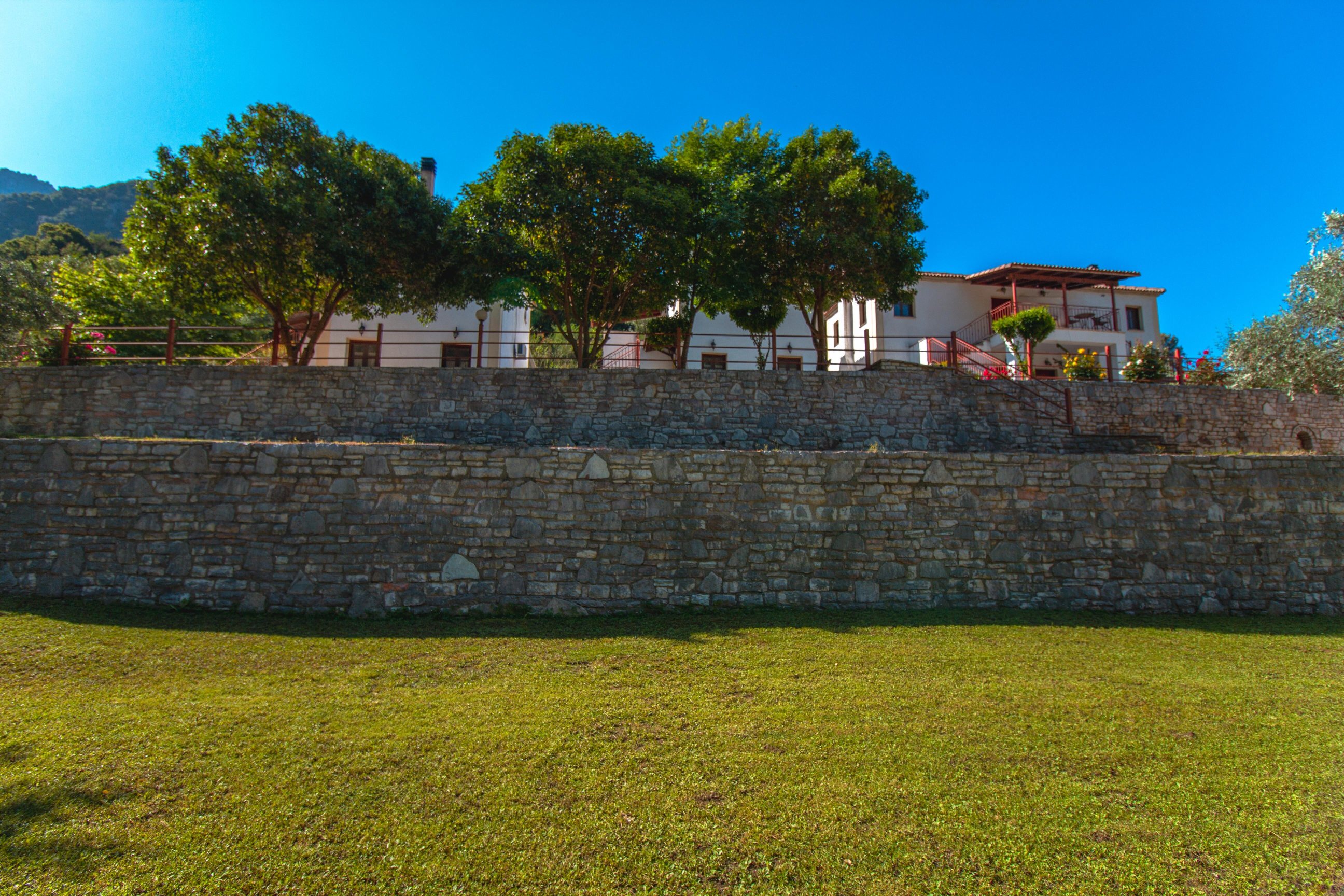 Piges Hotel at Acheron Springs-浴室