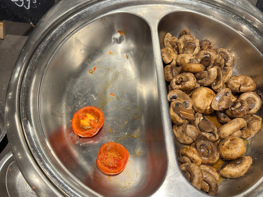 Village Hotel Solihull主图