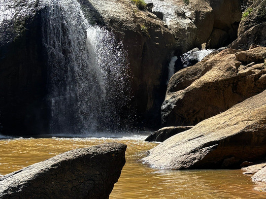 Parque Natural Terra das Cachoeiras-Bueno Brandao必去景点